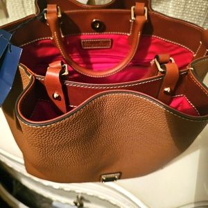SOLD! 🤎🤎Dooney & Bourke🤎🤎